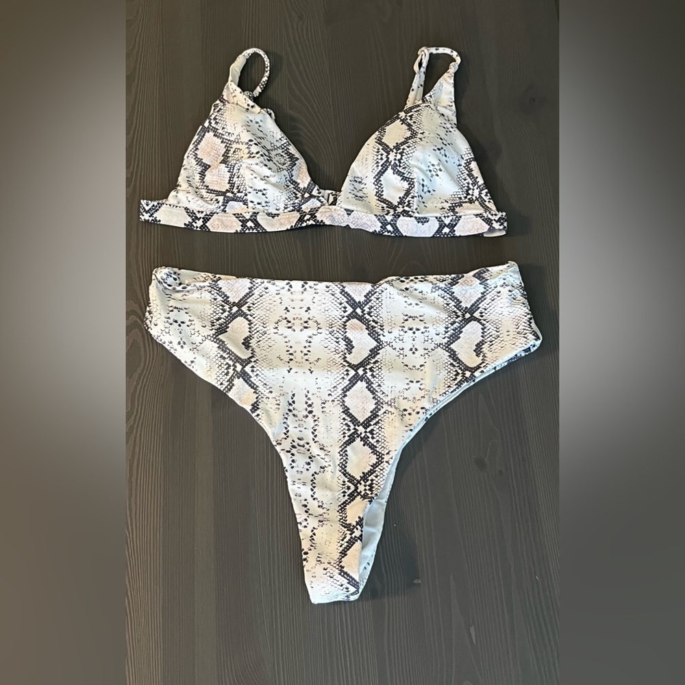 White snakeskin Bikini